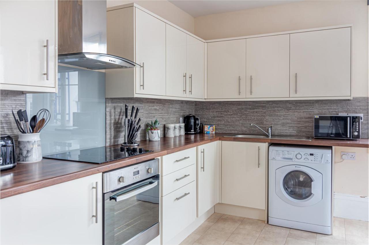 Guest Homes - Trinity Flat Worcester Eksteriør billede