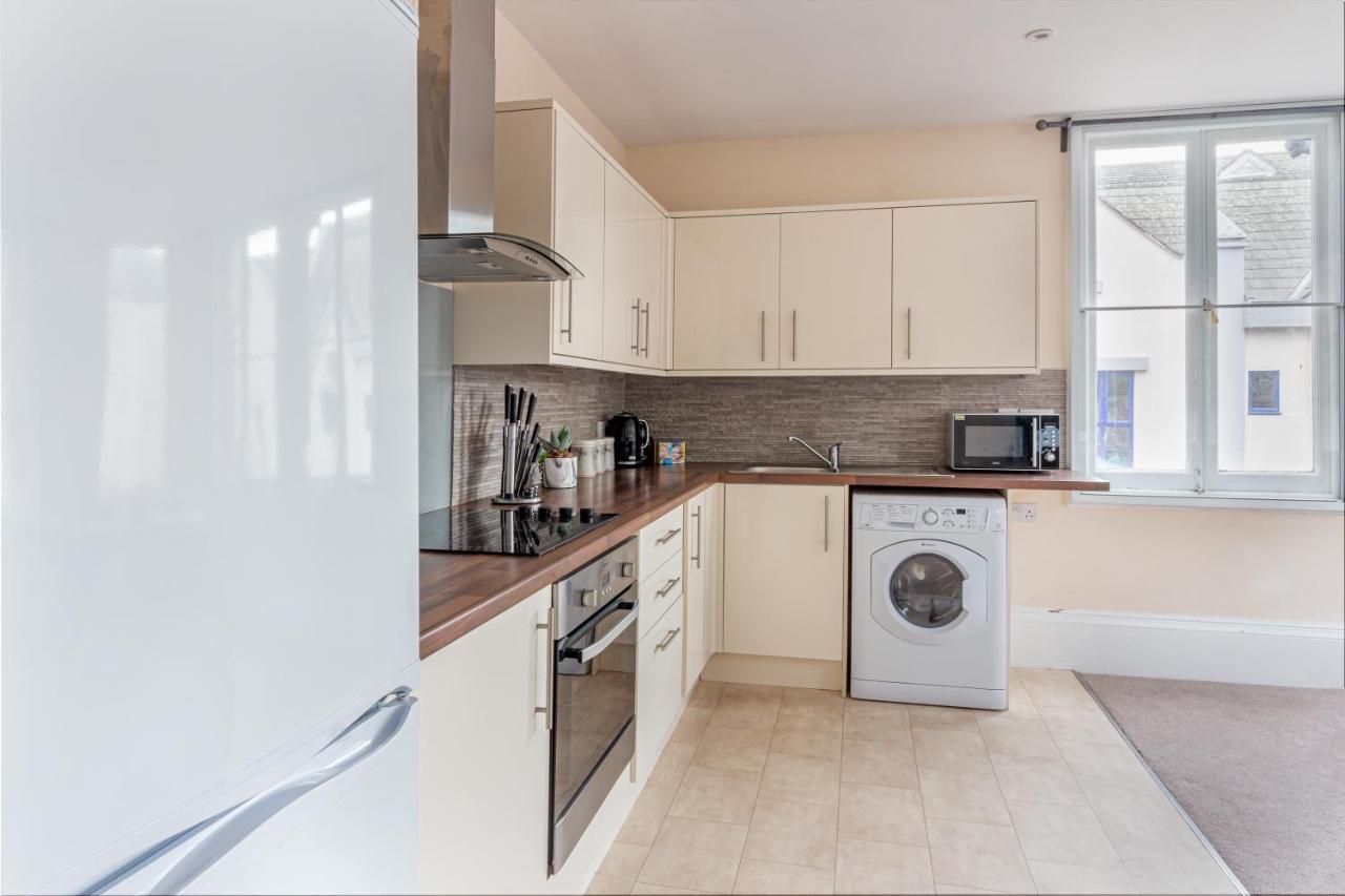 Guest Homes - Trinity Flat Worcester Eksteriør billede
