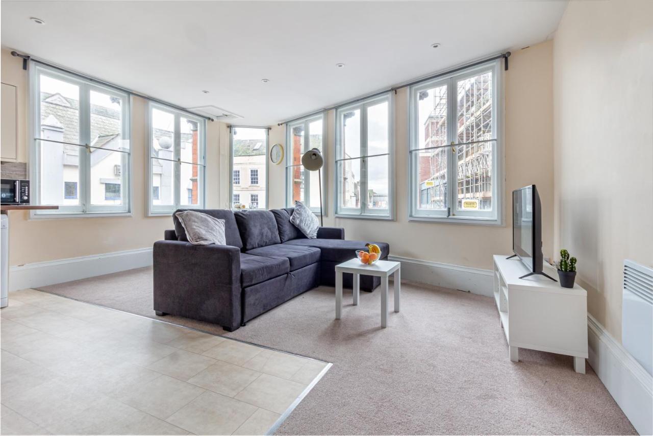 Guest Homes - Trinity Flat Worcester Eksteriør billede